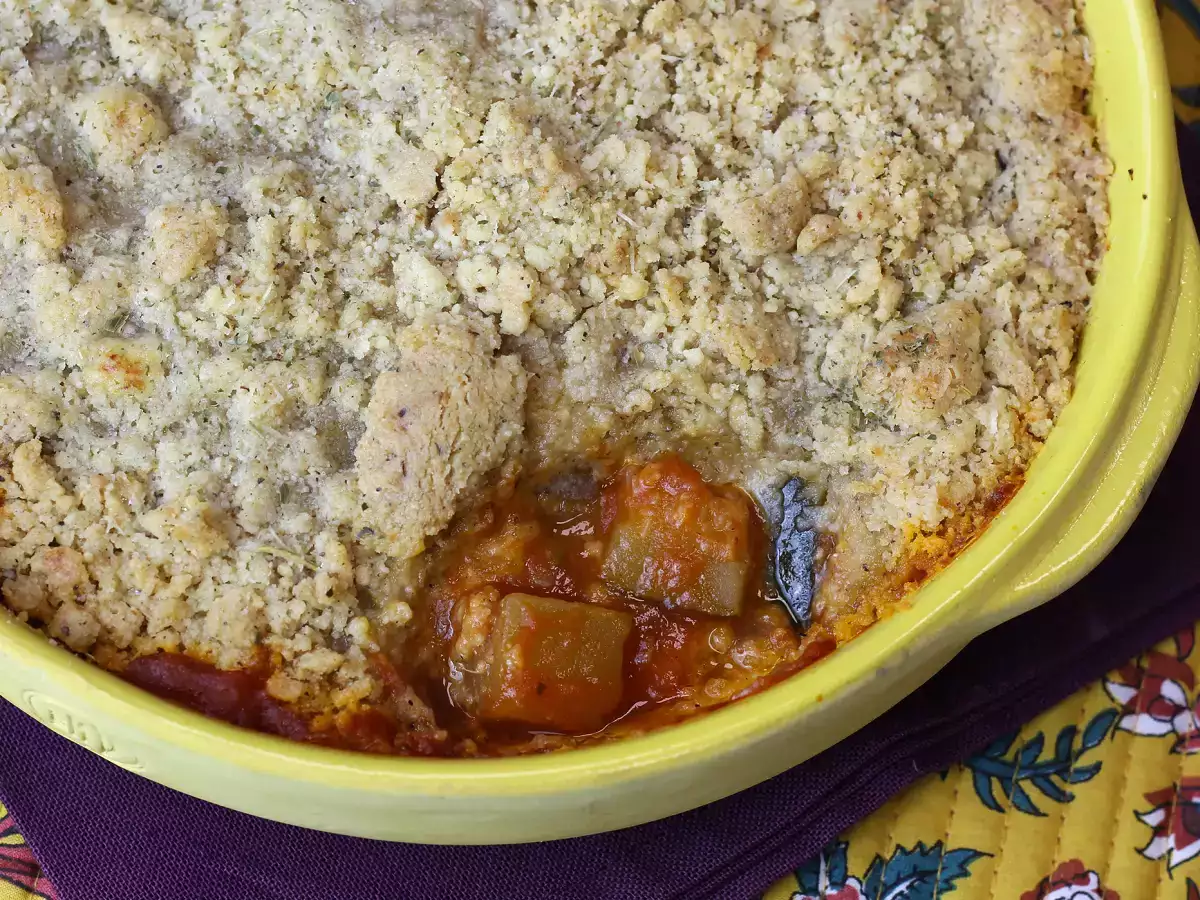 Rețetă Ratatouille crumble, un fel de mâncare rapid și ușor pe care îl veți iubi!