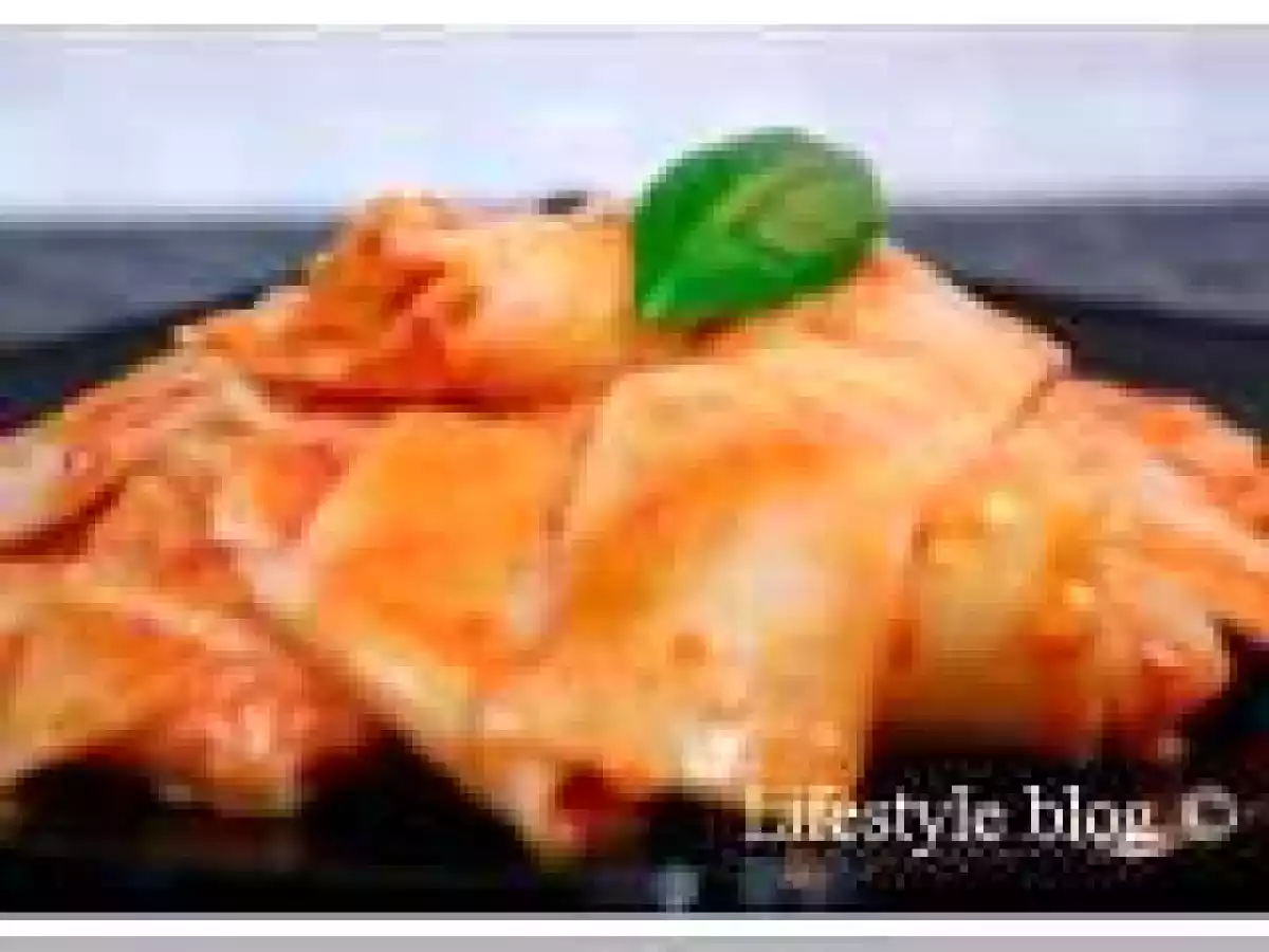 Pappardelle facute in casa cu sos dulce-picant de ardei