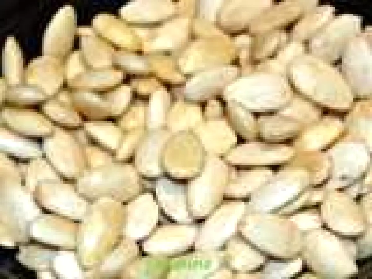 Cum decojim migdalele.