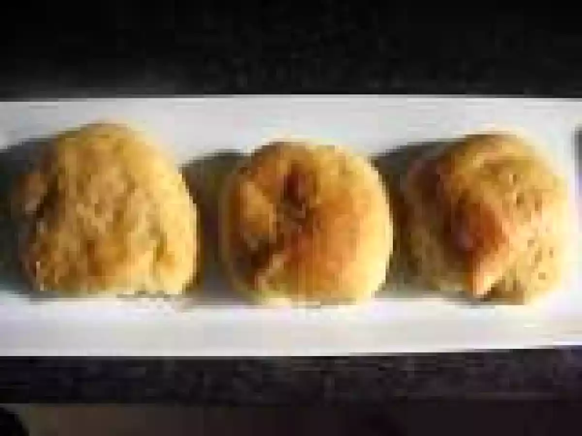 CUIBURI UMPLUTE CU DULCE DE CABELLO DE ANGEL / BOLLOS RELLENOS CON DULCE DE CABELLO DE ANGEL