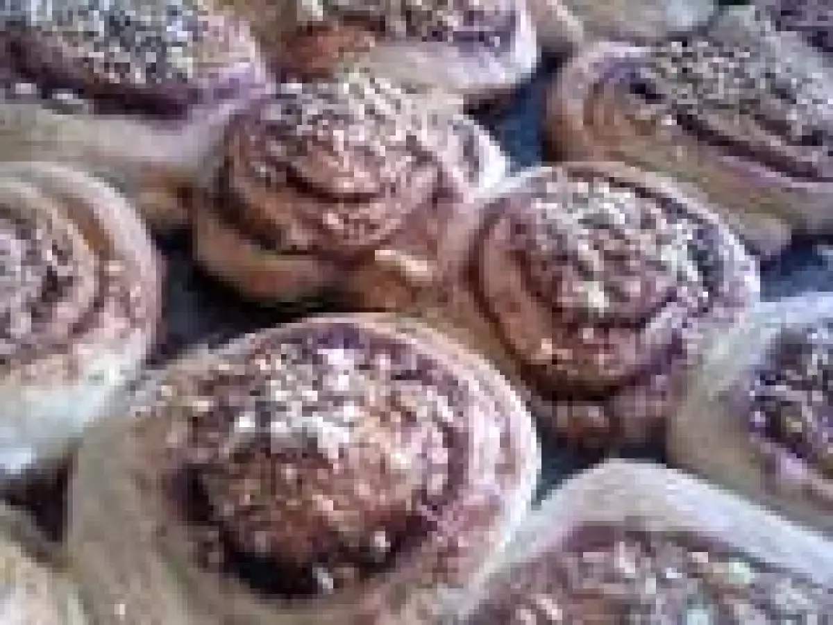 MELCI CU SCORTISOARA / CARACOLES DE CANELA