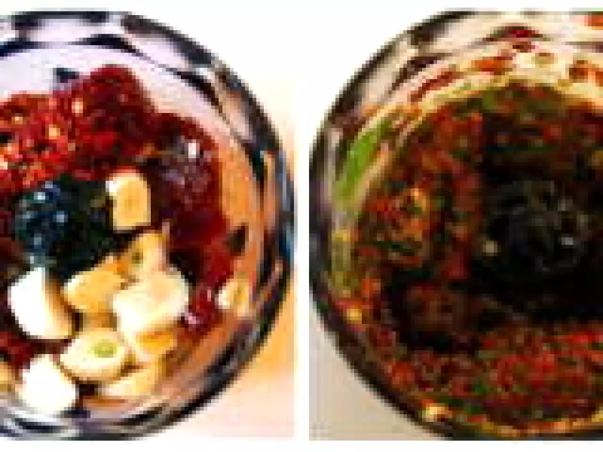 Paste cu un fel de pesto rosso