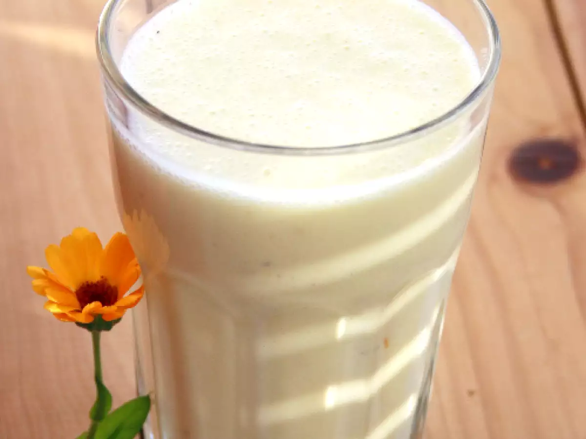 Rețetă Smoothie de mango și iaurt