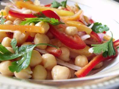 Rețetă Salata de naut cu ardei (chickpea&peppers salad)