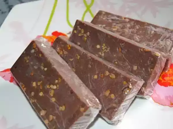 Rețetă Batoane de ciocolata de casa cu alune