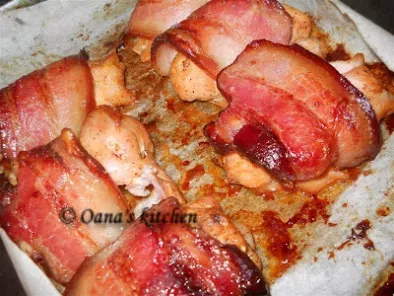 Rețetă Galuste de cartofi si piept de pui cu bacon.