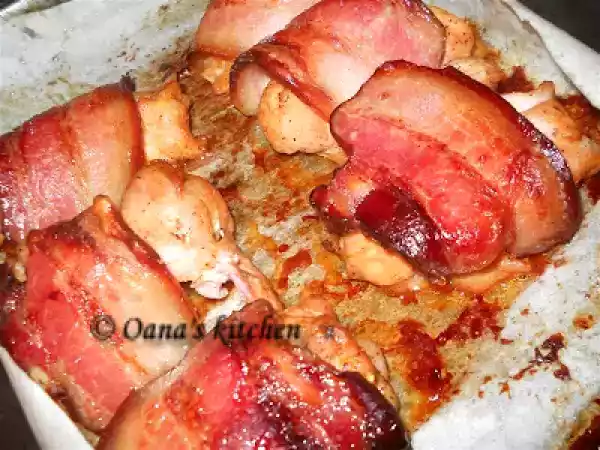 Rețetă Galuste de cartofi si piept de pui cu bacon.
