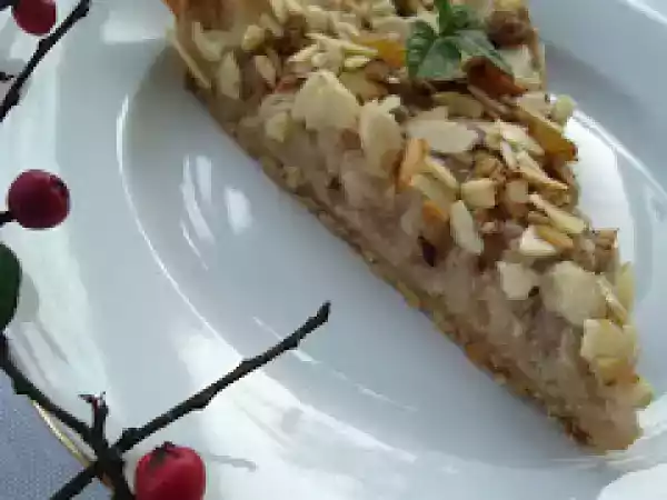 Rețetă Tarta cu miere si fulgi de migdale