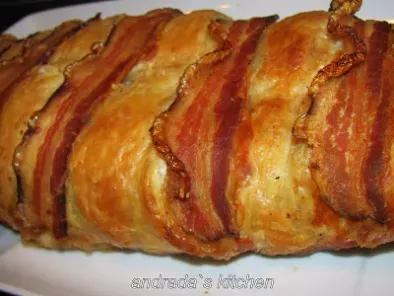 Rețetă Muschiulet de porc in crusta cu slanina