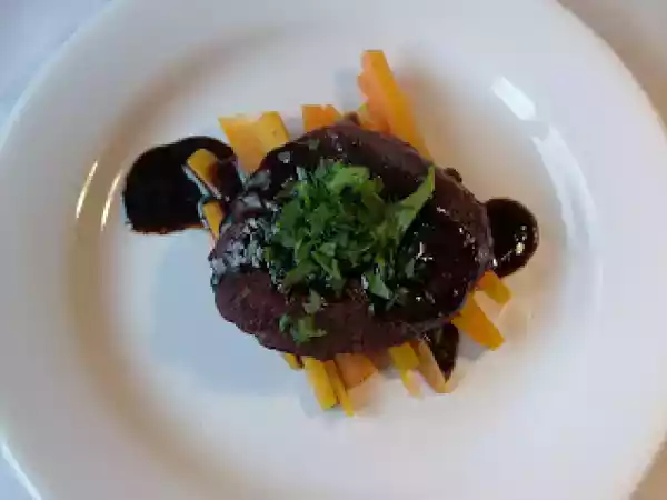 Rețetă Muschi de vita cu sos de otet balsamic