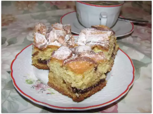 Rețetă Chec cu crema de alune si ciocolata