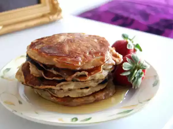 Rețetă Pancakes cu mere si sirop de artar