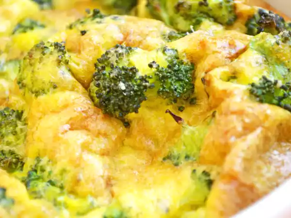 Rețetă Omleta cu broccoli la cuptor