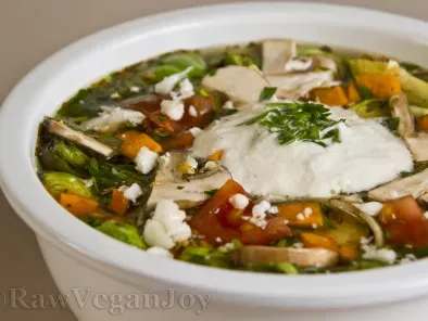 Rețetă Supa de legume cu varza de bruxelles si smantana din caju (raw vegan)