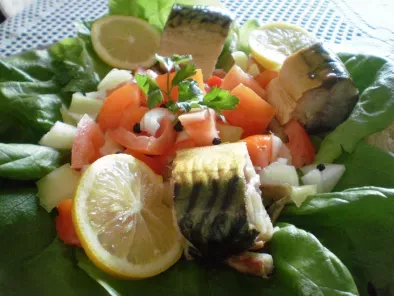 Rețetă Salata de macrou afumat
