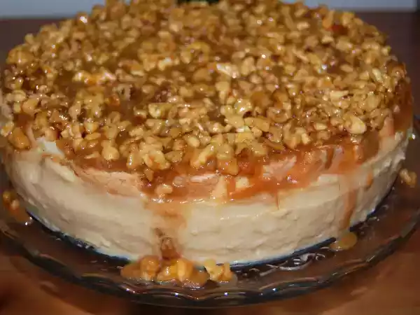 Rețetă Tort cu nuci si caramel