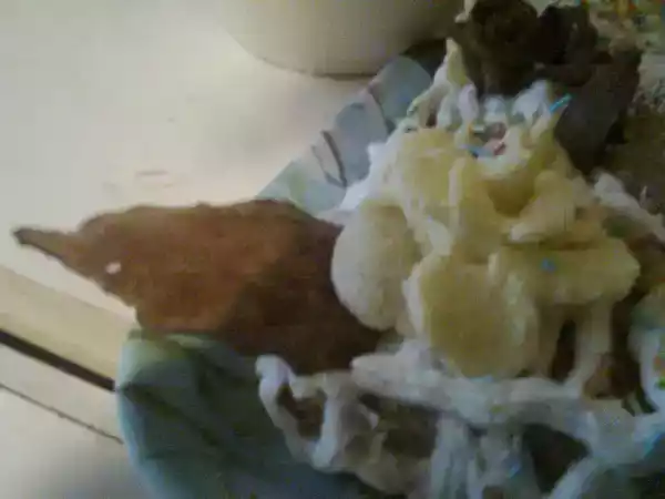 Rețetă Ornamente din zahar (pasta de zahar pentru decoratiuni sau fondant)