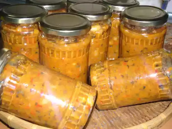 Rețetă Zacusca de ciuperci si fasole
