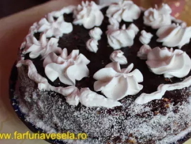 Rețetă Tort cu crema de ciocolata (reteta video)