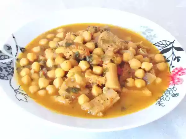 Rețetă Burta de vita cu naut (reteta video)