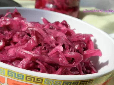 Rețetă Salată de varză roșie cu ghimbir