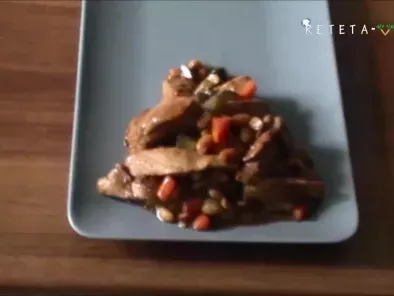 Rețetă Porc cu legume in stil chinezesc (reteta video)