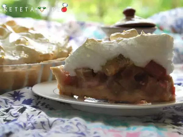 Rețetă Placinta cu rubarba si bezea (reteta video)