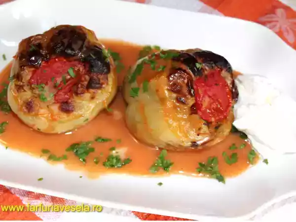 Rețetă Ardei umpluti cu orez si legume (reteta video)