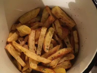 Rețetă Cartofi prajiti cu usturoi si marar