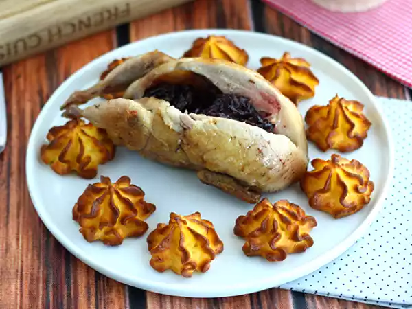 Rețetă Prepelite cu prune