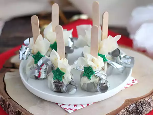 Rețetă Acadele pentru ciocolata calda: ciocolata neagra + caramele