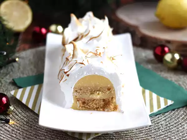 Rețetă Buturuga cu lamaie si merengue