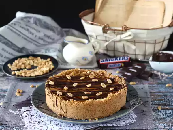 Rețetă Cheesecake cu snickers