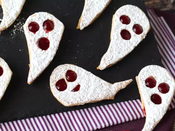 Rețetă Biscuiți fantomă: cea mai simplă și mai amuzantă rețetă de halloween