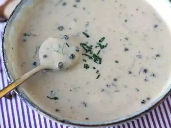 Rețetă Sos de piper făcut în casă: cremos, parfumat și super-ușor!