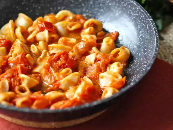 Rețetă Sos de calamar: un condiment perfect pentru paste