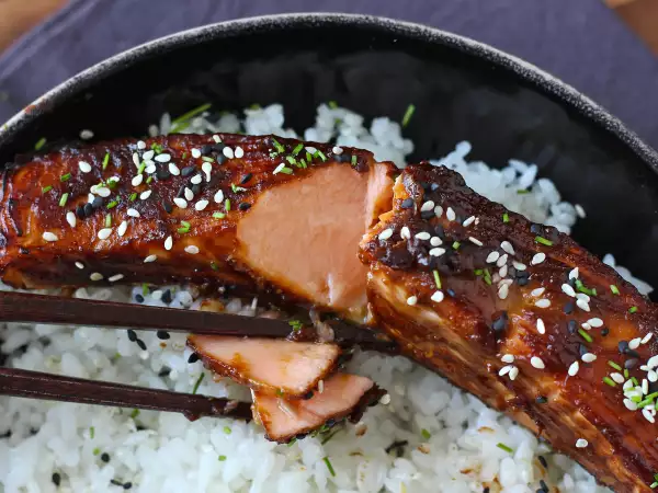 Rețetă Somon marinat cu miso: o rețetă japoneză simplă, o alternativă la somonul clasic