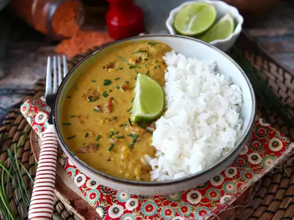 Rețetă Curry de linte roșie cu lapte de cocos: o rețetă ușoară și cremoasă