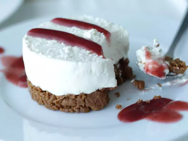 Rețetă Cheesecake-uri fără coacere