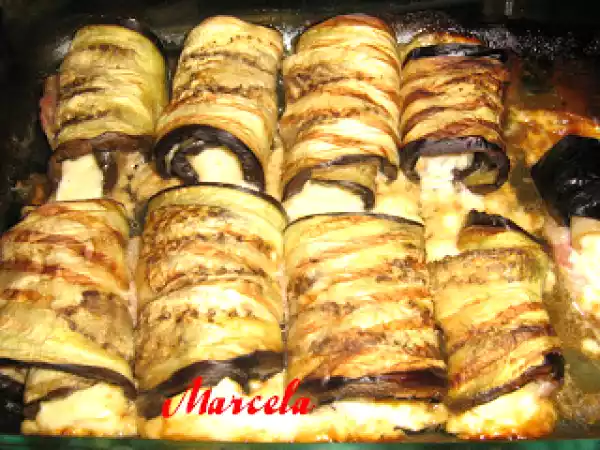 Rețetă Rulouri de vinete cu bacon si mozarella la grill