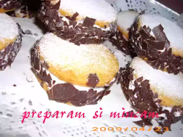 Rețetă Mini prajiturele cu ricotta si mascarpone