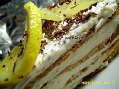 Rețetă Tort merengue cu crema de lamaie