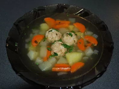 Supa cu perisoare de pui