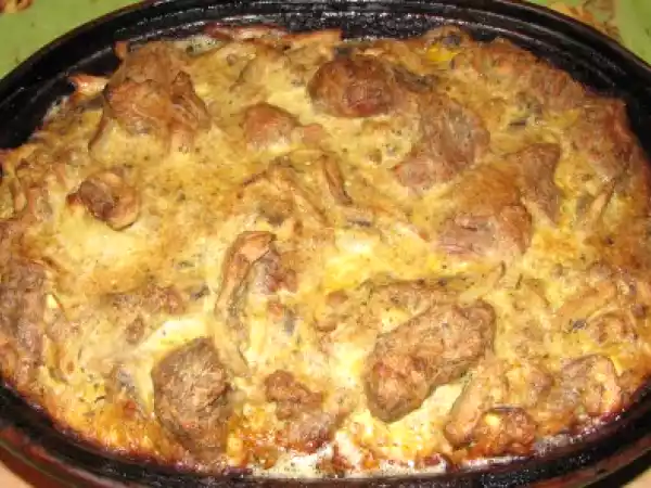 Rețetă Pulpa de vita in bere cu ciuperci, ceapa si branza de burduf ?