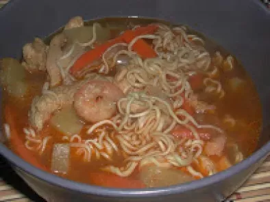Rețetă Supa asiatica cu pui si creveti