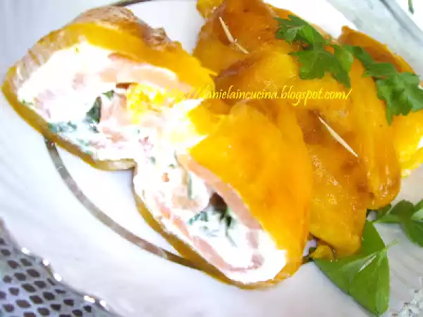 Rețetă Ardei umpluti cu somon afumat