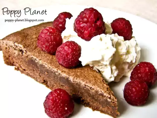 Rețetă Kladdkaka - prajitura ciocolatoasa