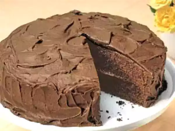 Rețetă Tort aromat cu crema de ciocolata