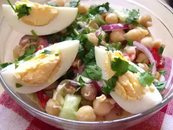Rețetă Salata de naut si ou(chickpea &egg salad)