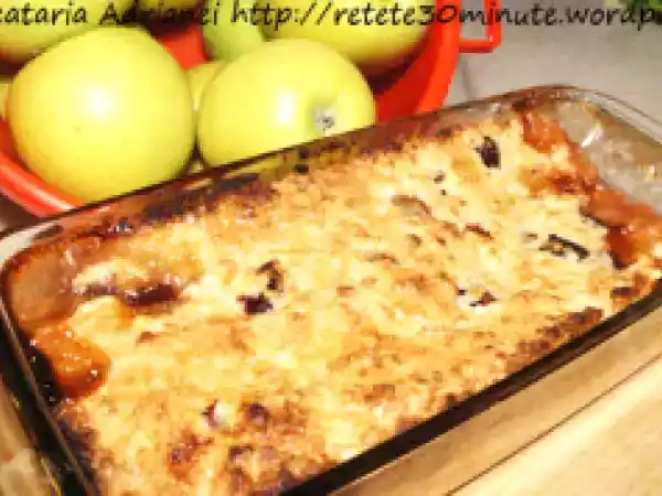 Rețetă Apple oats crisp (prajitura cu mere si fulgi de ovas)